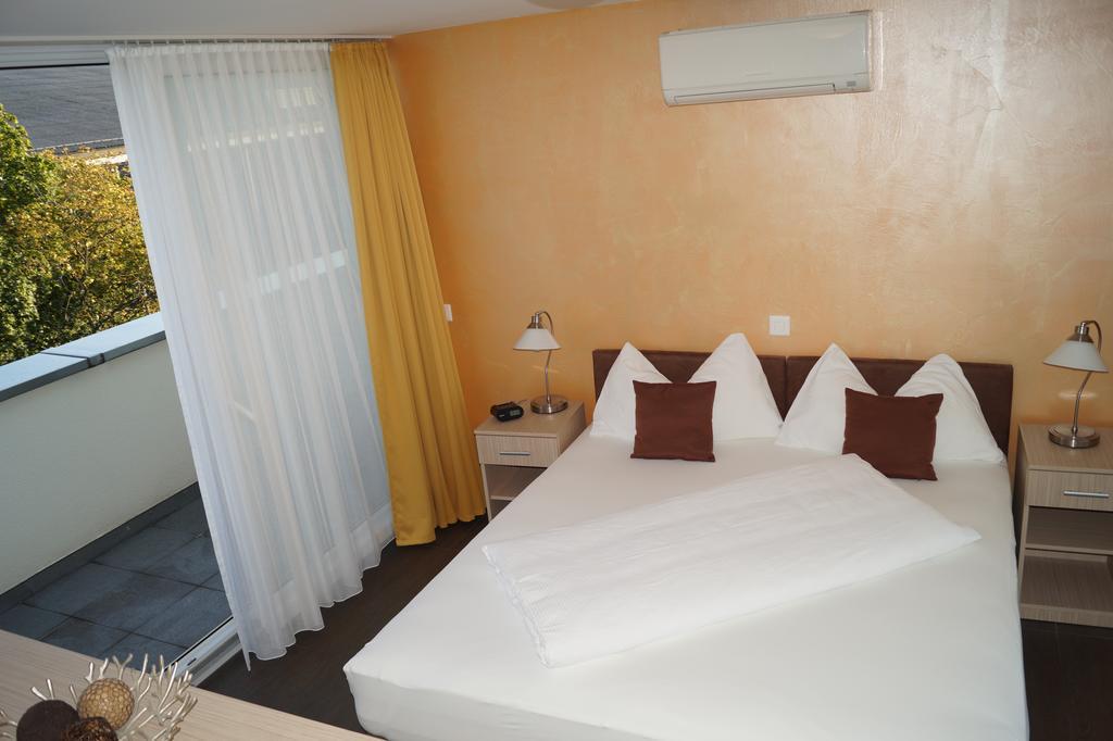 Mfh Micro Apartment Basel Luaran gambar